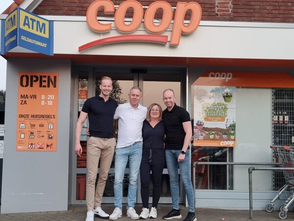 Foto persbericht COOP Hengevelde.jpg