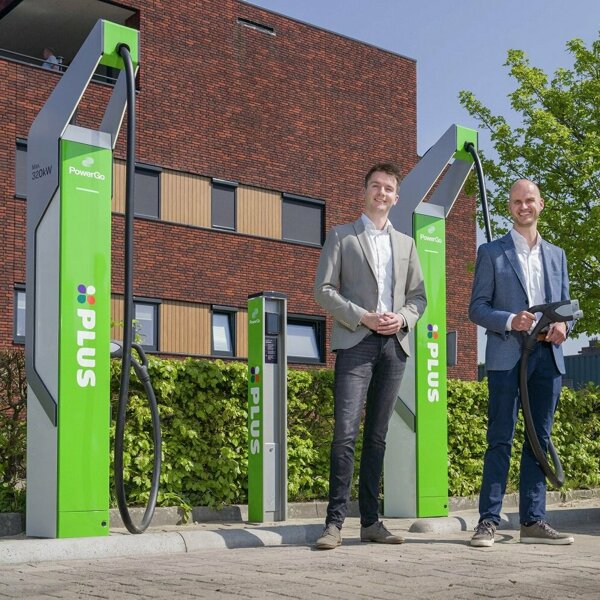 Snellader PLUS Klazienaveen met PowerGO.jpg
