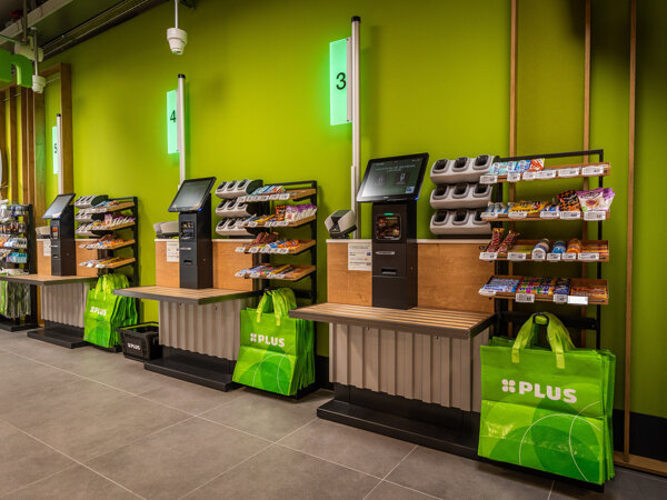 PLUS kassarekjes.jpg