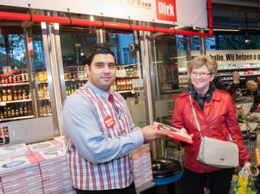 dirk_amsterdam_pretoriusstraat_opening_bloemen_klant_medewerker_personeel_2_resized_site.jpg
