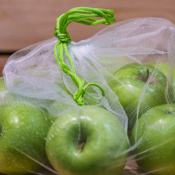 PLUS herbruikbaar AGF zakje appels.jpg