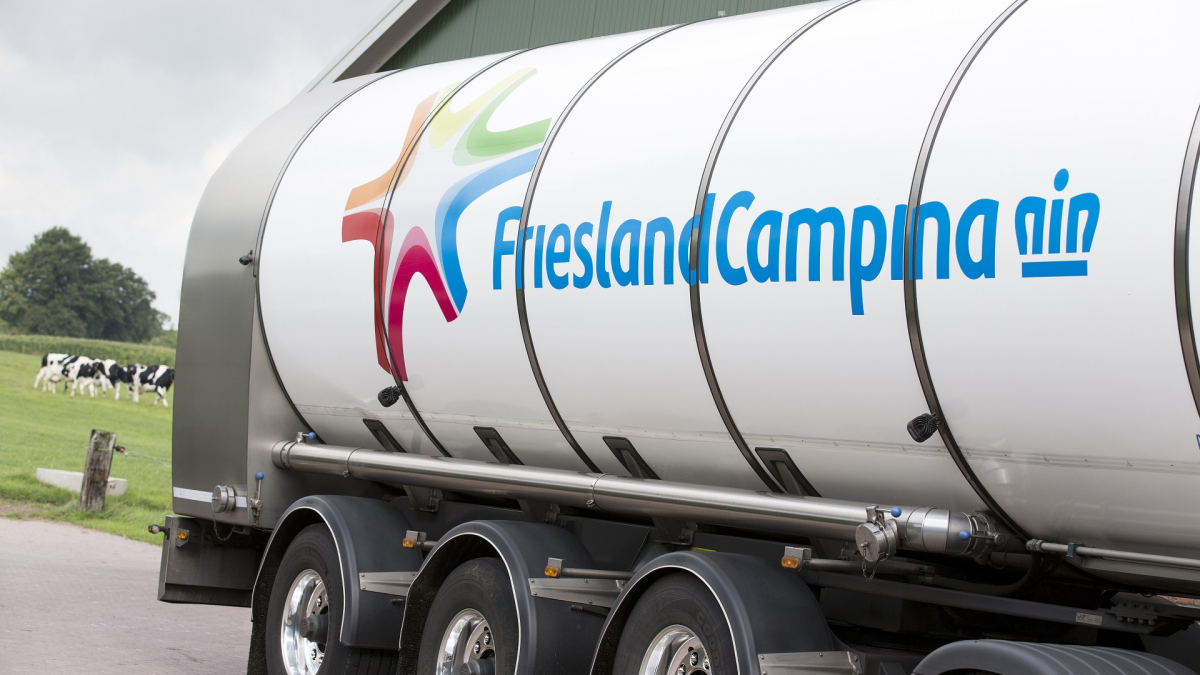FrieslandCampina Melktruck Vrachtwachten Melk Koeien Boer.jpg