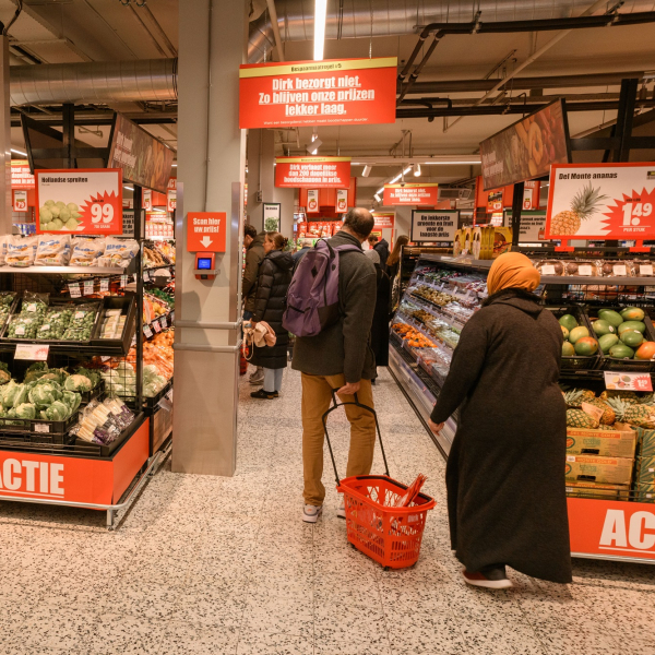 Dirk Mercatorplein interieur 2.jpg